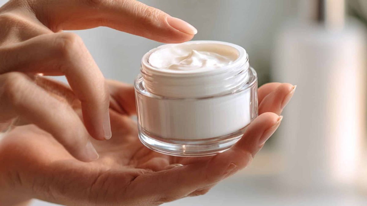 Tầm quan trọng của dưỡng ẩm trong chống lão hóa